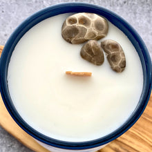 Load image into Gallery viewer, Arbutus Lake
